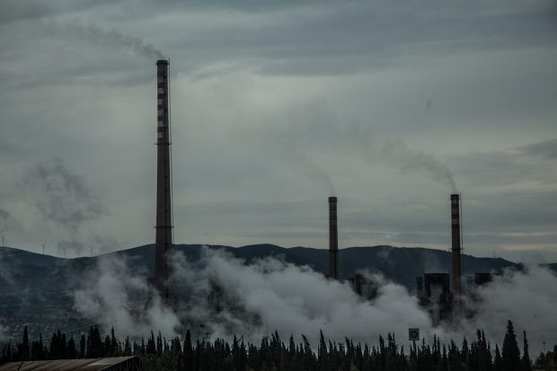 Linyit Yanmıyor, Yakıyor!
